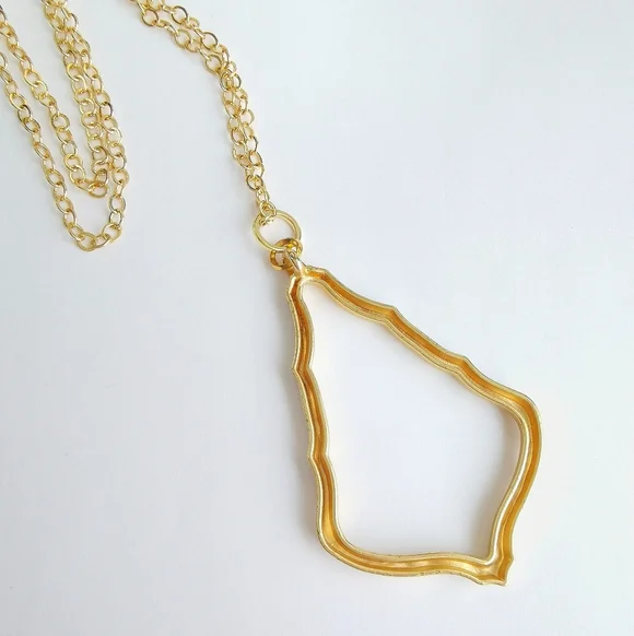Vintage 70s  Pendant Necklace Gold Tone - Picture 6 of 8